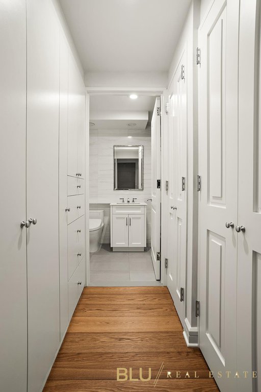 220 Riverside Boulevard, Unit 15J photo 8