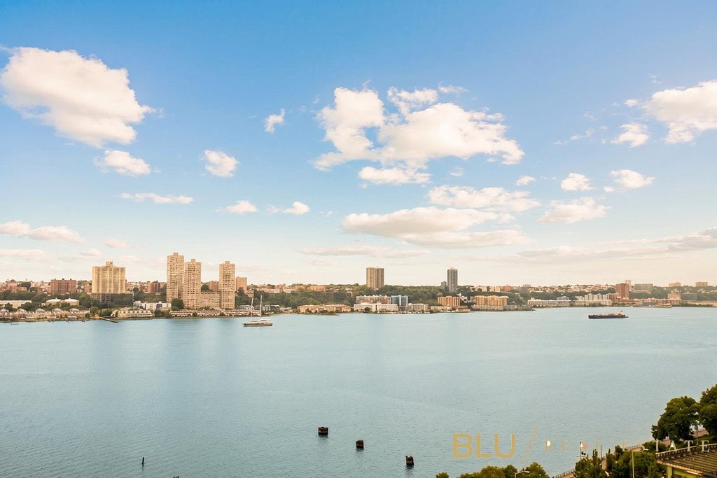 220 Riverside Boulevard, Unit 15J photo 12