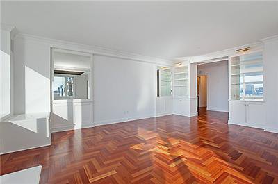 220 Riverside Boulevard, Unit 15J photo 25