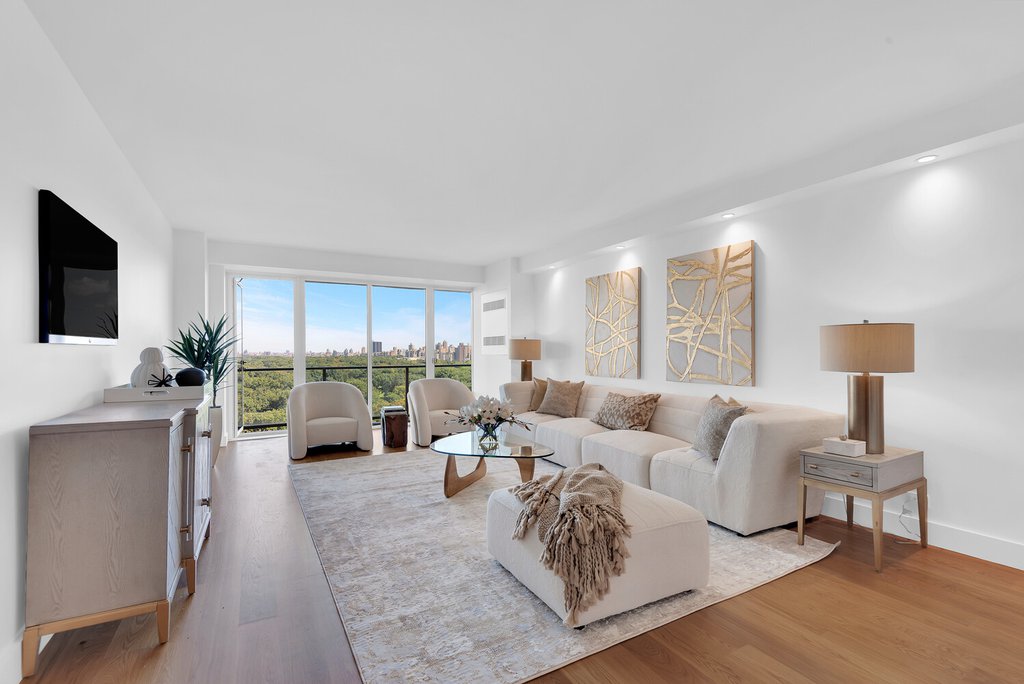 210 Central Park South #21D