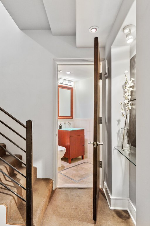 345 East 50th Street, Unit 5A photo 4