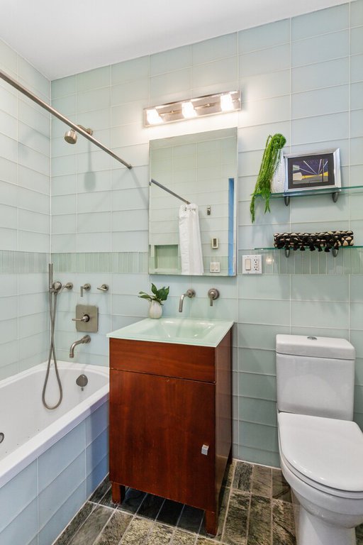 345 East 50th Street, Unit 5A photo 6
