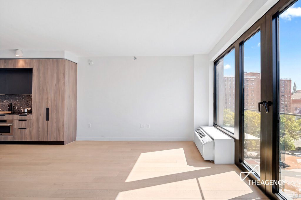 181 East 101st Street, Unit 808 photo 8