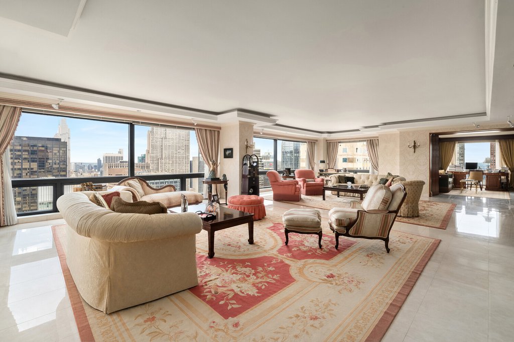 721 Fifth Avenue, Unit 57AB photo 3