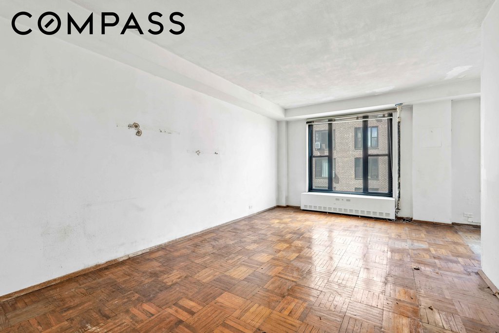 355 Clinton Avenue, Unit 14E photo 2