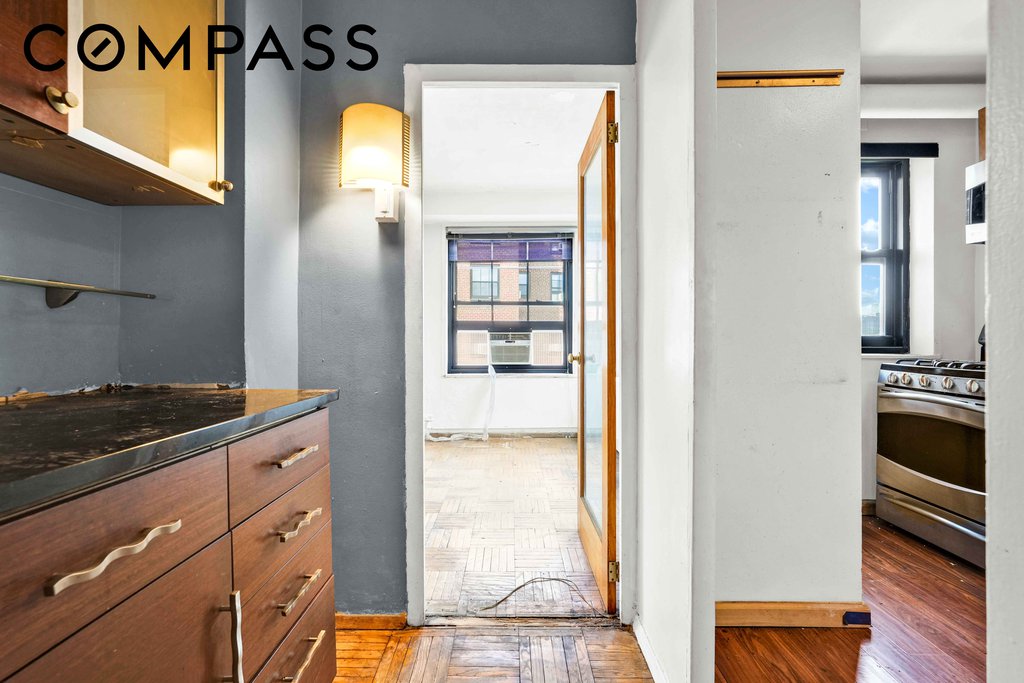 355 Clinton Avenue, Unit 14E photo 15