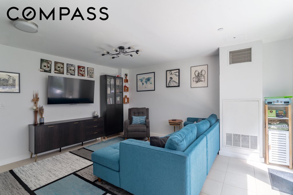 560 Carroll Street, Unit 1D photo 12