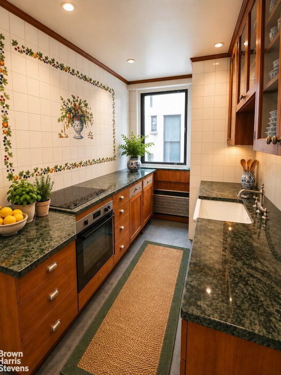 955 Lexington Avenue, Unit 11A photo 3