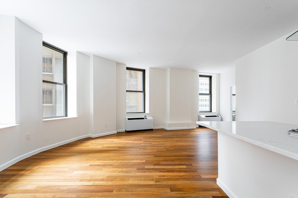 1 Wall Street Court, Unit 605 photo 11