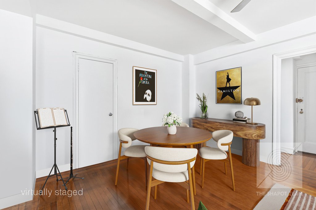 325 West 45th Street, Unit 816 photo 3