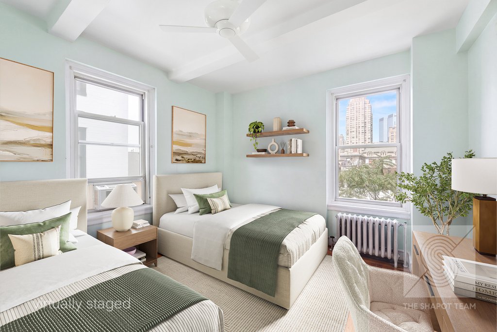 325 West 45th Street, Unit 816 photo 7