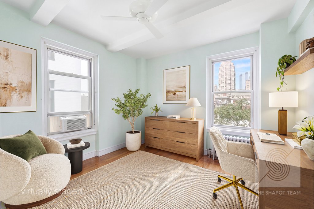 325 West 45th Street, Unit 816 photo 8
