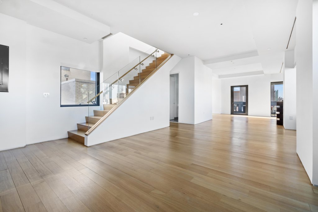 123 Third Avenue, Unit 15A photo 2