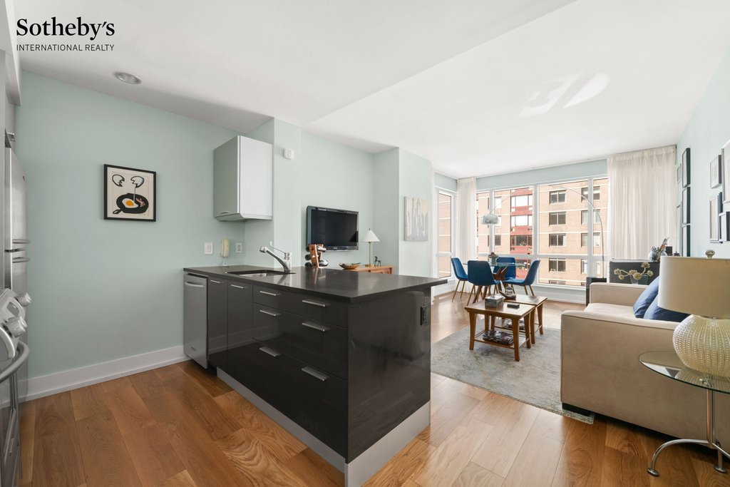 350 West 42nd Street, Unit 10C