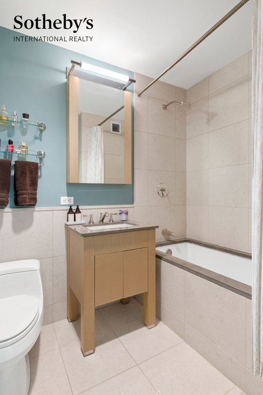 350 West 42nd Street, Unit 10C photo 8