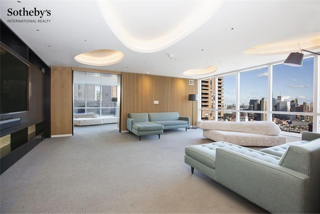 350 West 42nd Street, Unit 10C photo 13