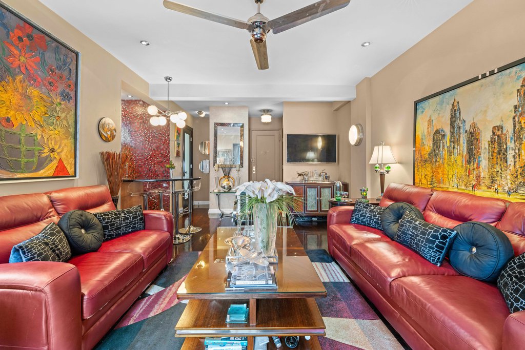 50 Saint Marks Place, Unit 6P photo 2