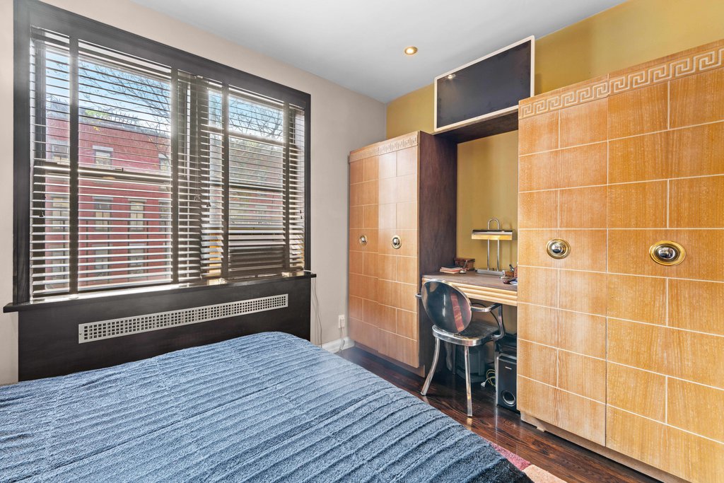 50 Saint Marks Place, Unit 6P photo 8
