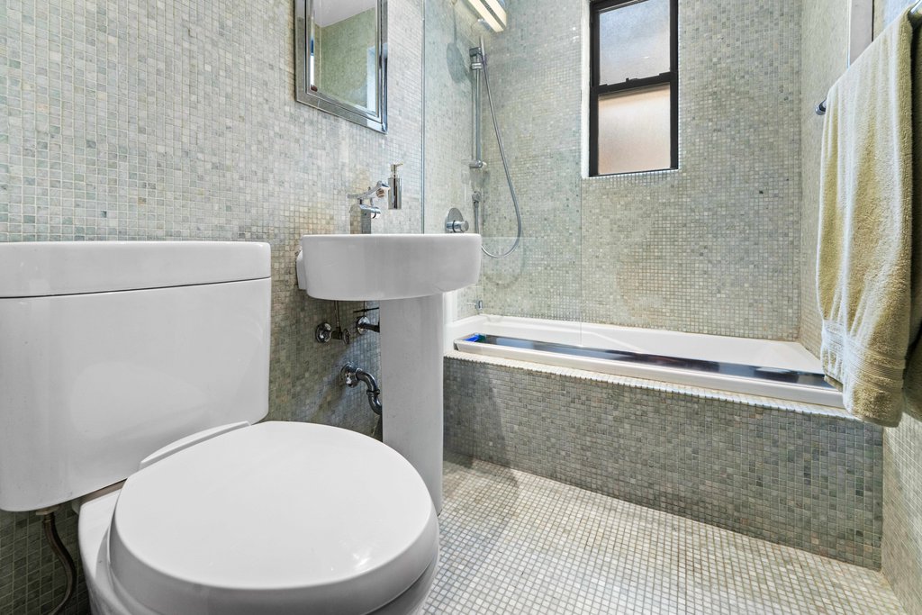 50 Saint Marks Place, Unit 6P photo 11