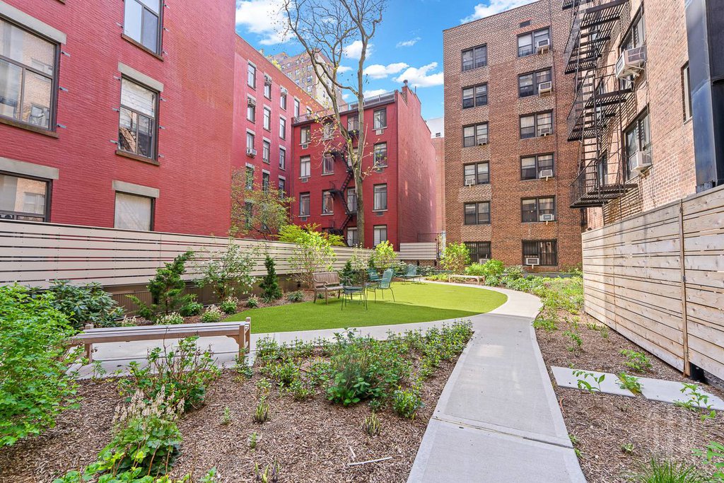 50 Saint Marks Place, Unit 6P photo 14