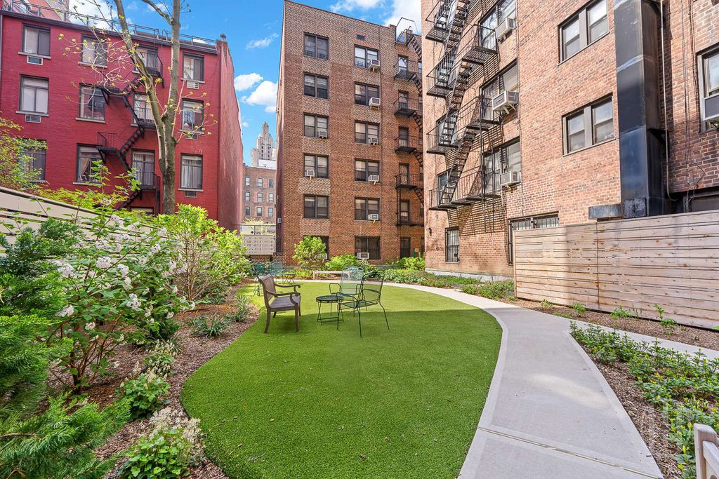 50 Saint Marks Place, Unit 6P photo 15