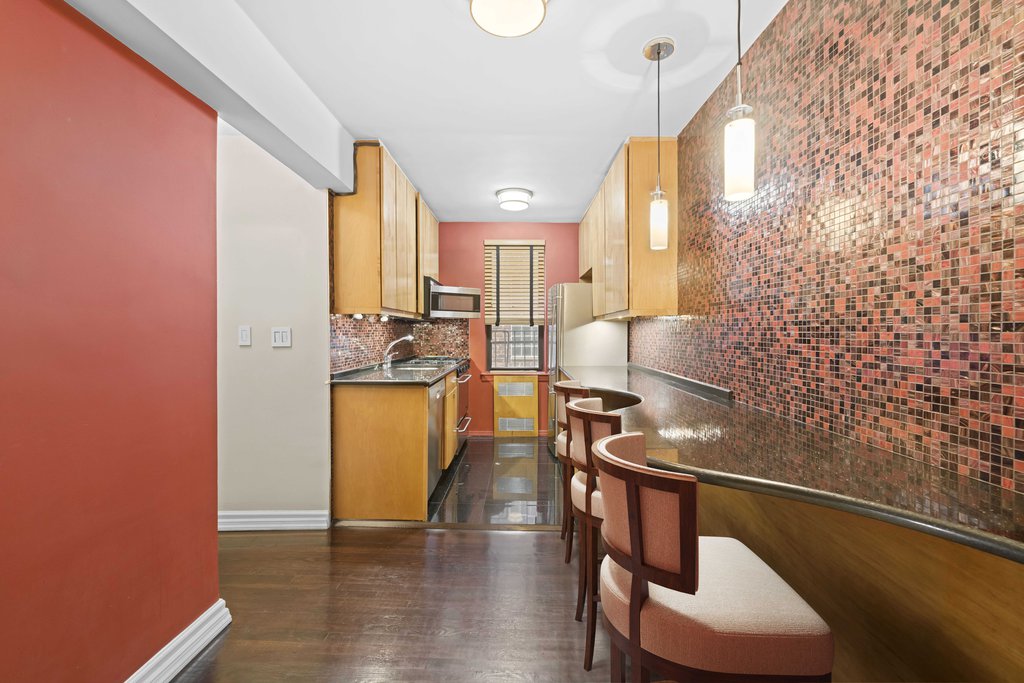 54 East 8th Street, Unit 3J photo 4