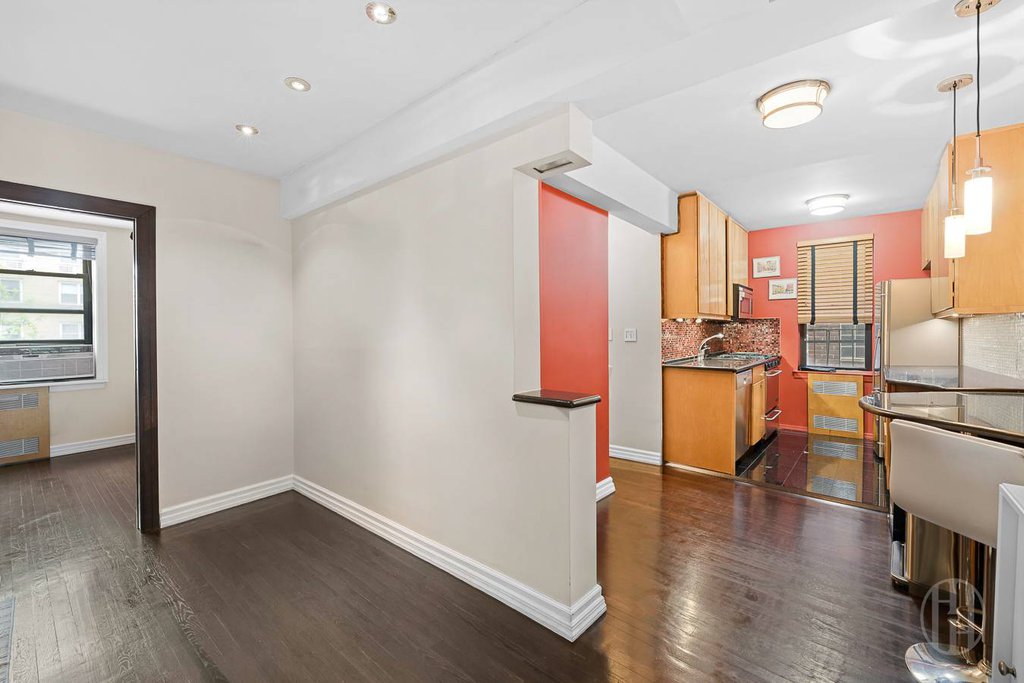 54 East 8th Street, Unit 3J photo 15