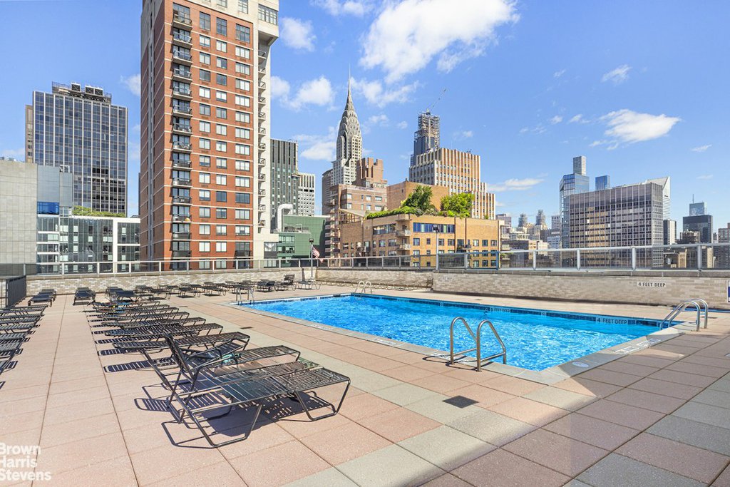 300 East 40th Street, Unit 16K photo 12