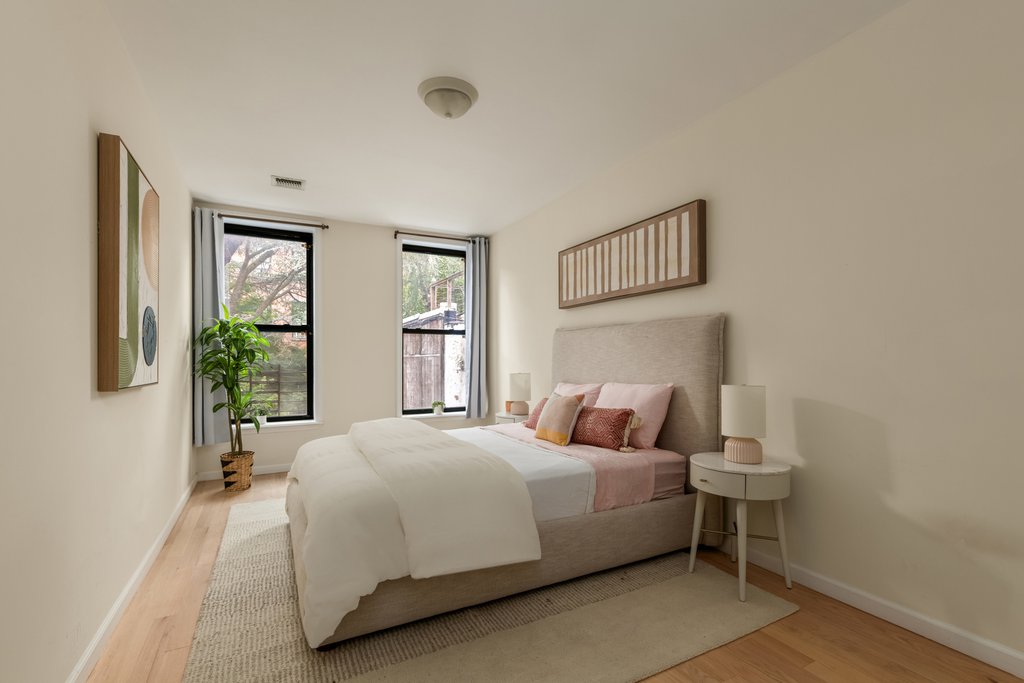 82 Sterling Place, Unit 2 photo 6