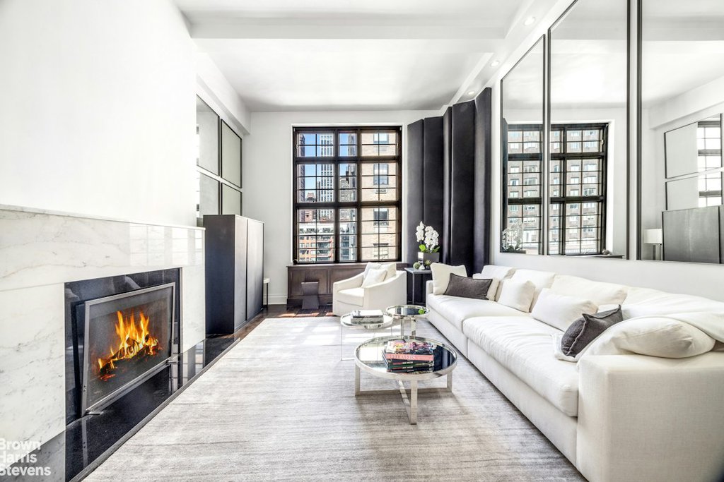 434 East 52nd Street, Unit 8G photo 3