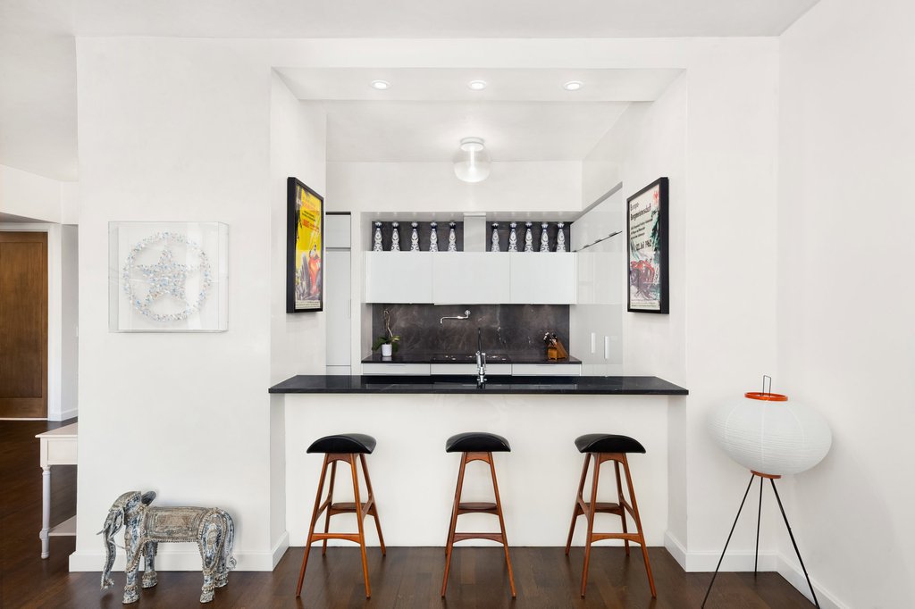 240 Park Avenue South, Unit 6B photo 6