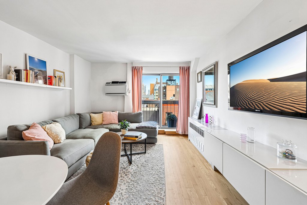 184 Thompson Street, Unit 6S photo 2