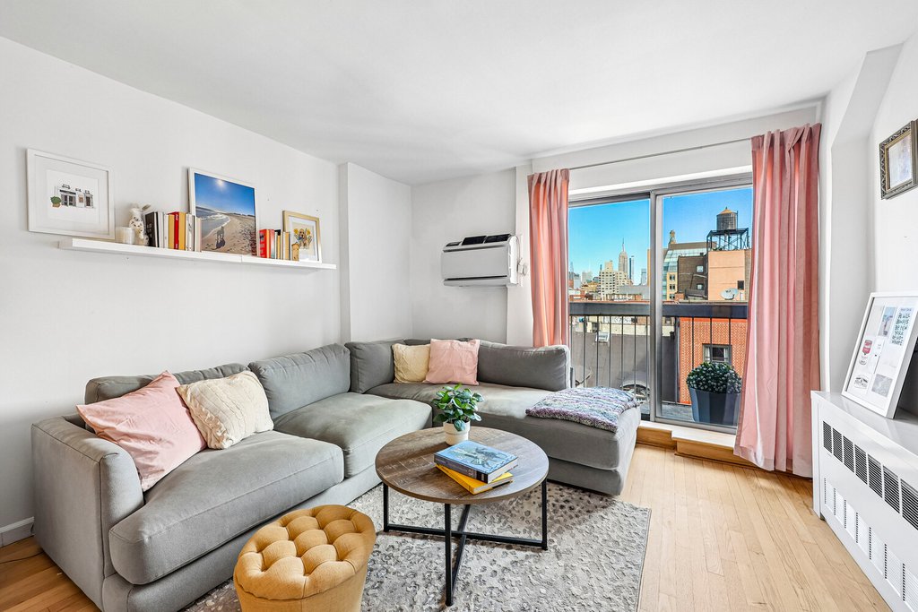 184 Thompson Street, Unit 6S photo 3