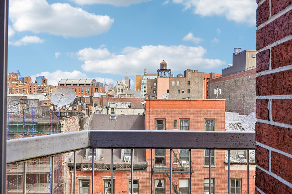184 Thompson Street, Unit 6S photo 11