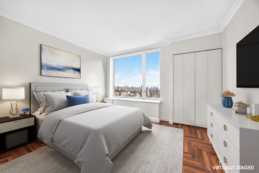 220 Riverside Boulevard, Unit 39C photo 16