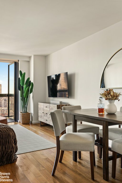 515 East 72nd Street, Unit 28A photo 6