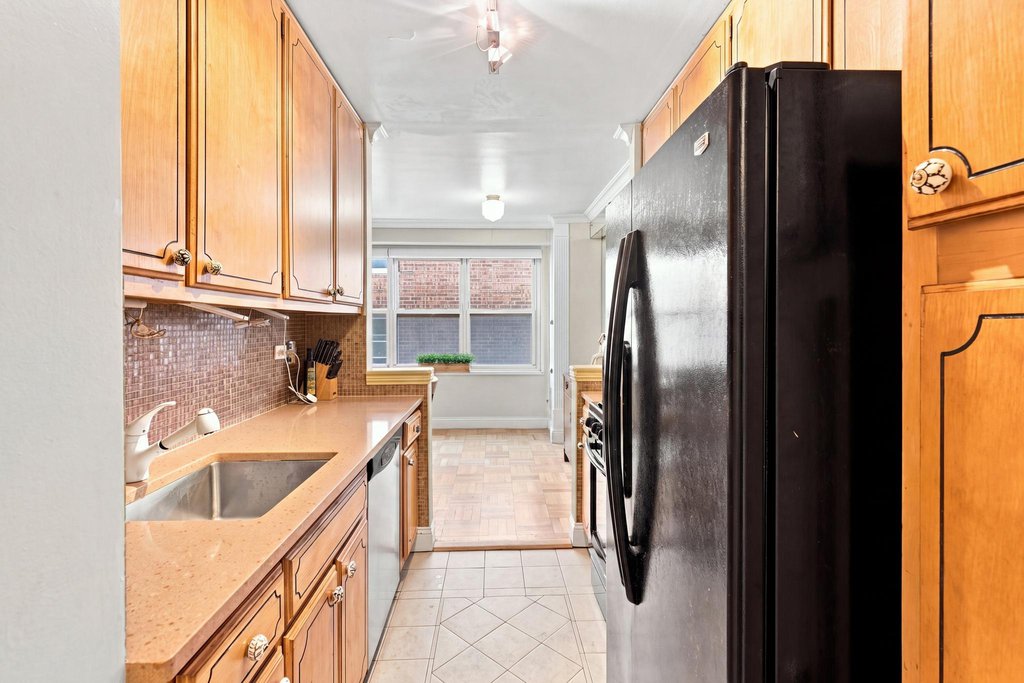 205 Third Avenue, Unit 7T photo 9