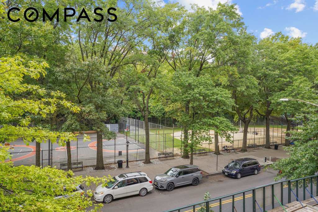 305 West 150th Street, Unit 304 photo 3