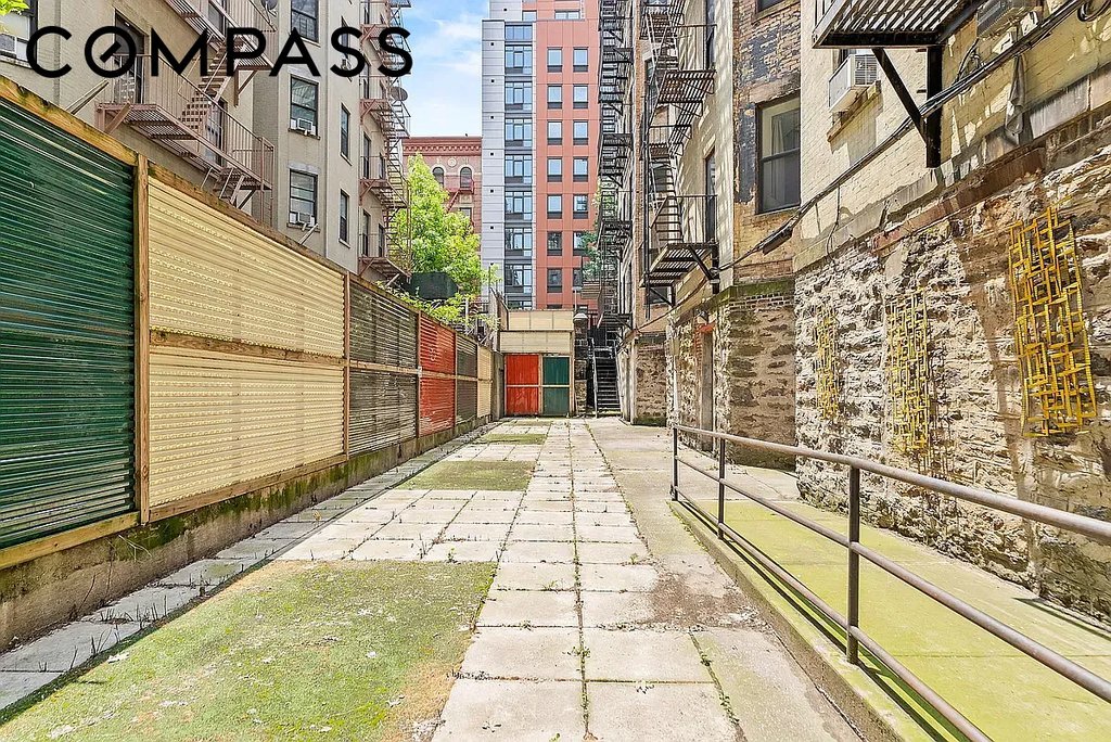 305 West 150th Street, Unit 304 photo 13