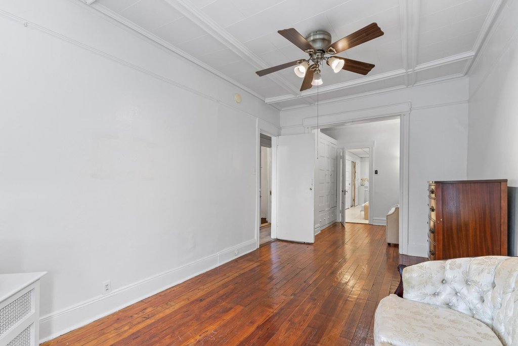 902 New York Avenue – For Sale photo 15