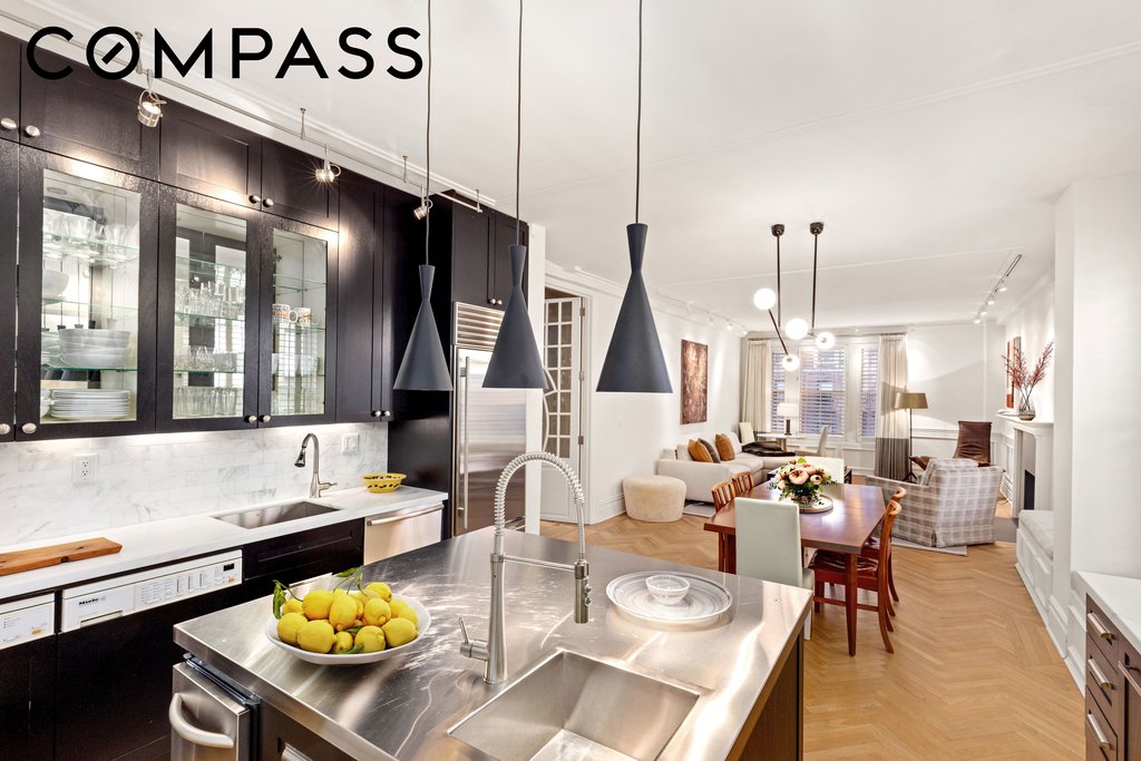 500 West End Avenue, Unit 12A photo 3