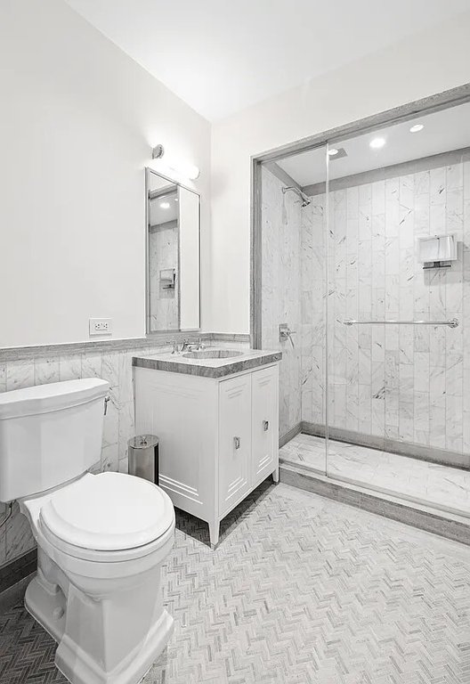 150 East 78th Street, Unit 2B photo 12