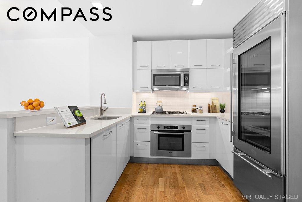635 West 42nd Street, Unit 6M photo 3