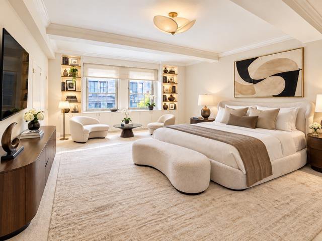 111 East 56th Street, Unit 300 photo 8