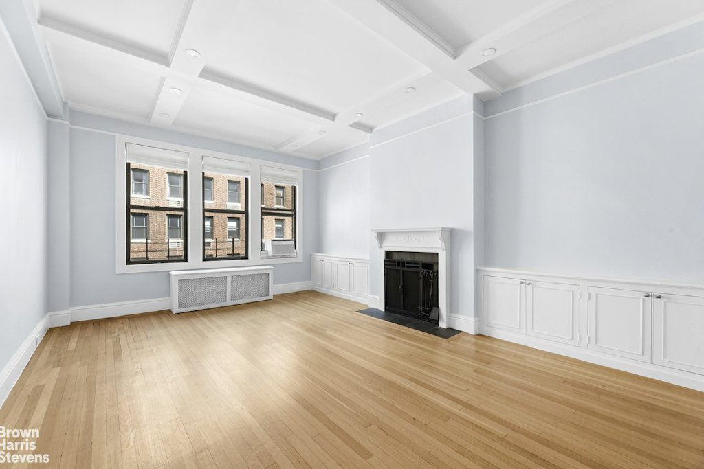 114 East 84th Street, Unit 6B photo 2