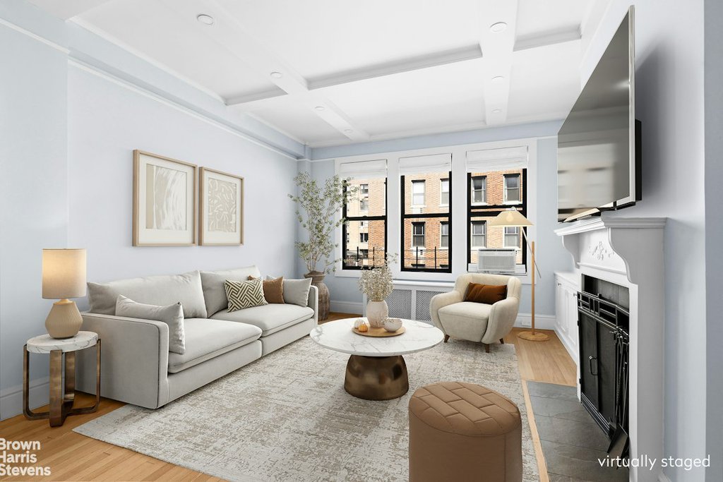 114 East 84th Street, Unit 6B photo 3