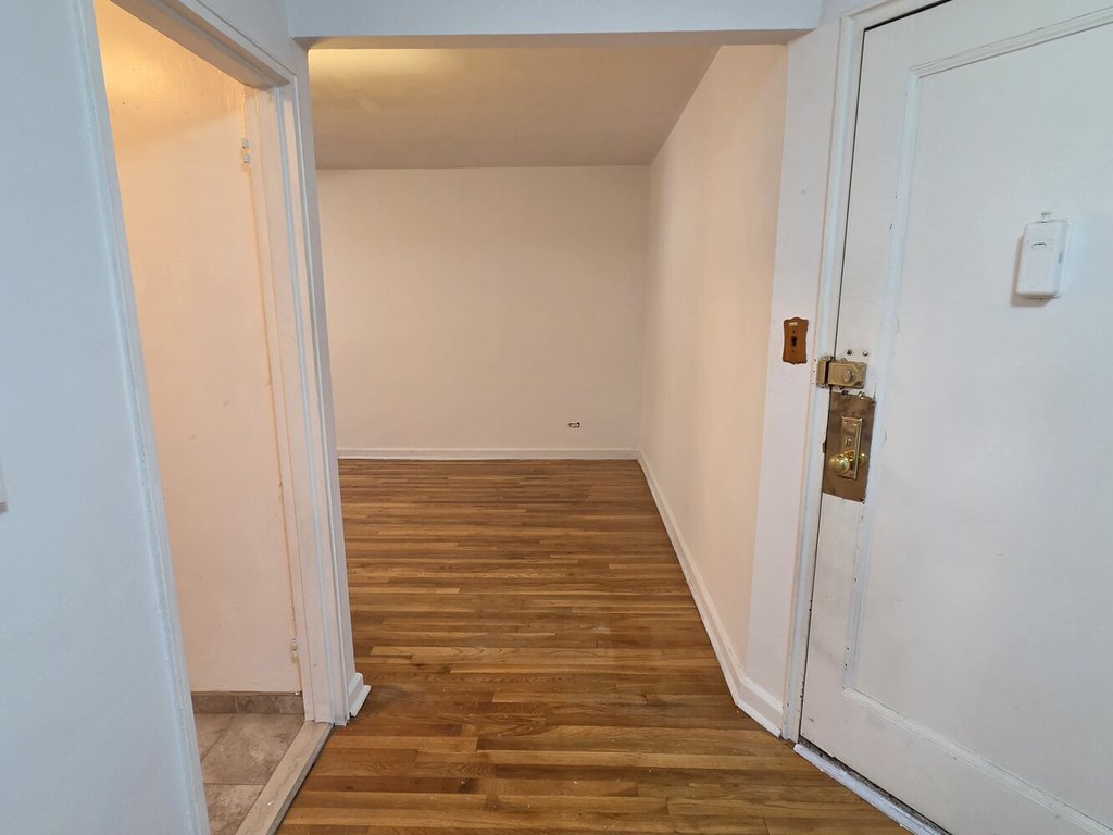 1425 Thieriot Avenue, Unit 2N photo 6