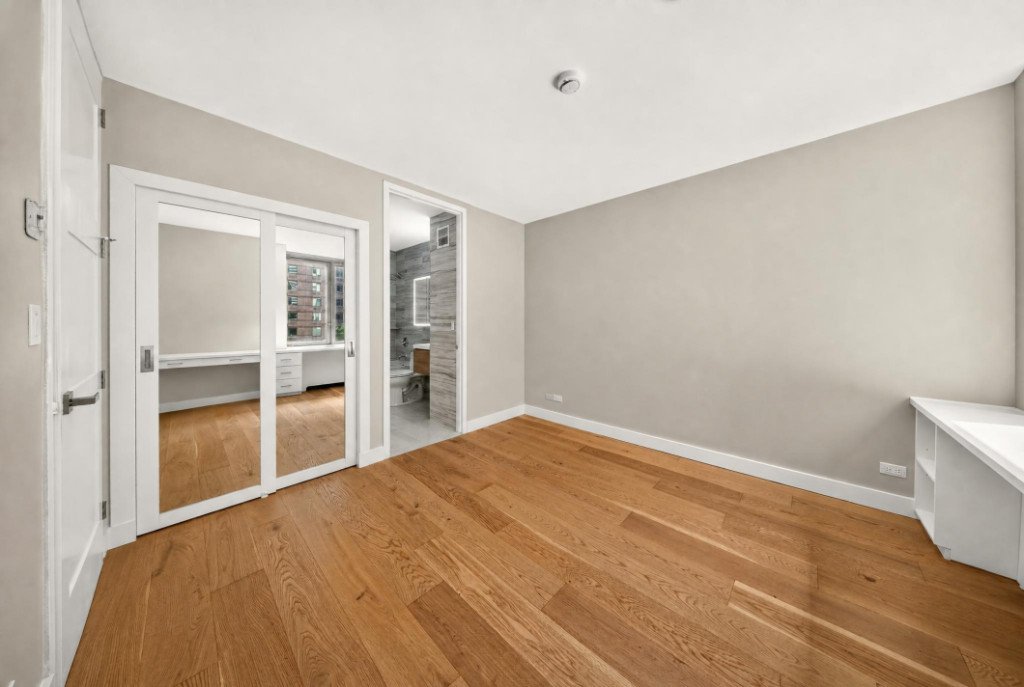 161 West 61st Street, Unit 4H photo 7