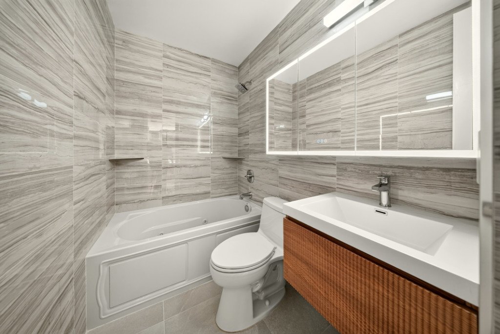 161 West 61st Street, Unit 4H photo 13