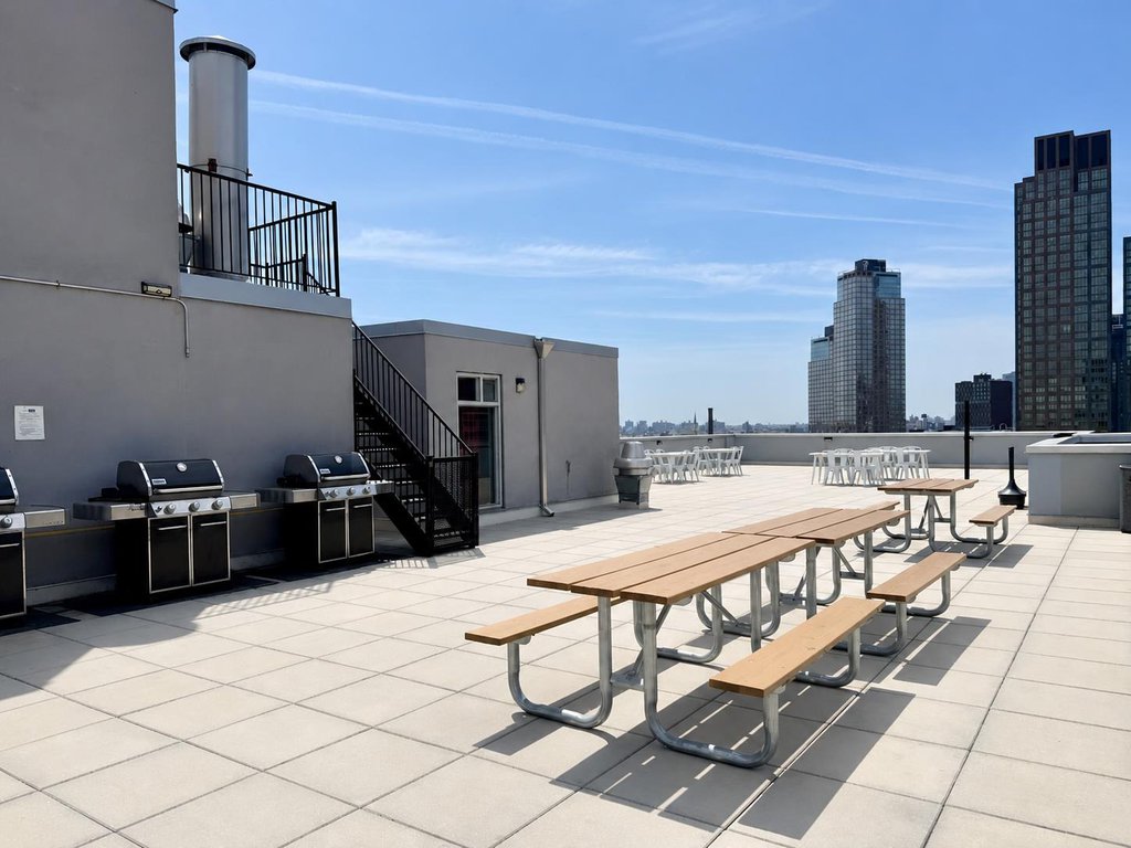 2-26 50th Avenue, Unit 7H photo 9